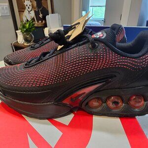 NIKE AIR MAX DN ES | BRED BLACK | US 10 | HV5235-002 | BRAND NEW | MENS SNEAKER